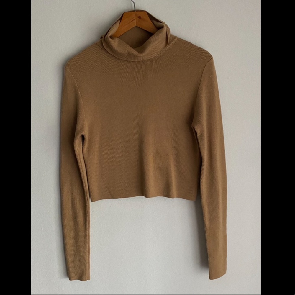 Forever 21 Cropped Turtle Neck